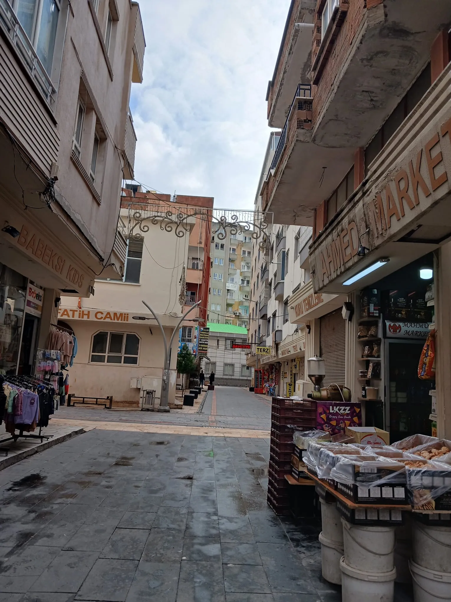 Yeni Bir Hikâye/ Nefis Denen Çıngar Bekçi